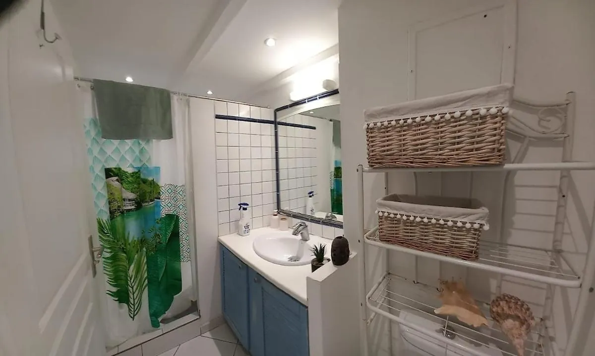 Beautiful Apartment With Orient Bay Beach View Marigot
